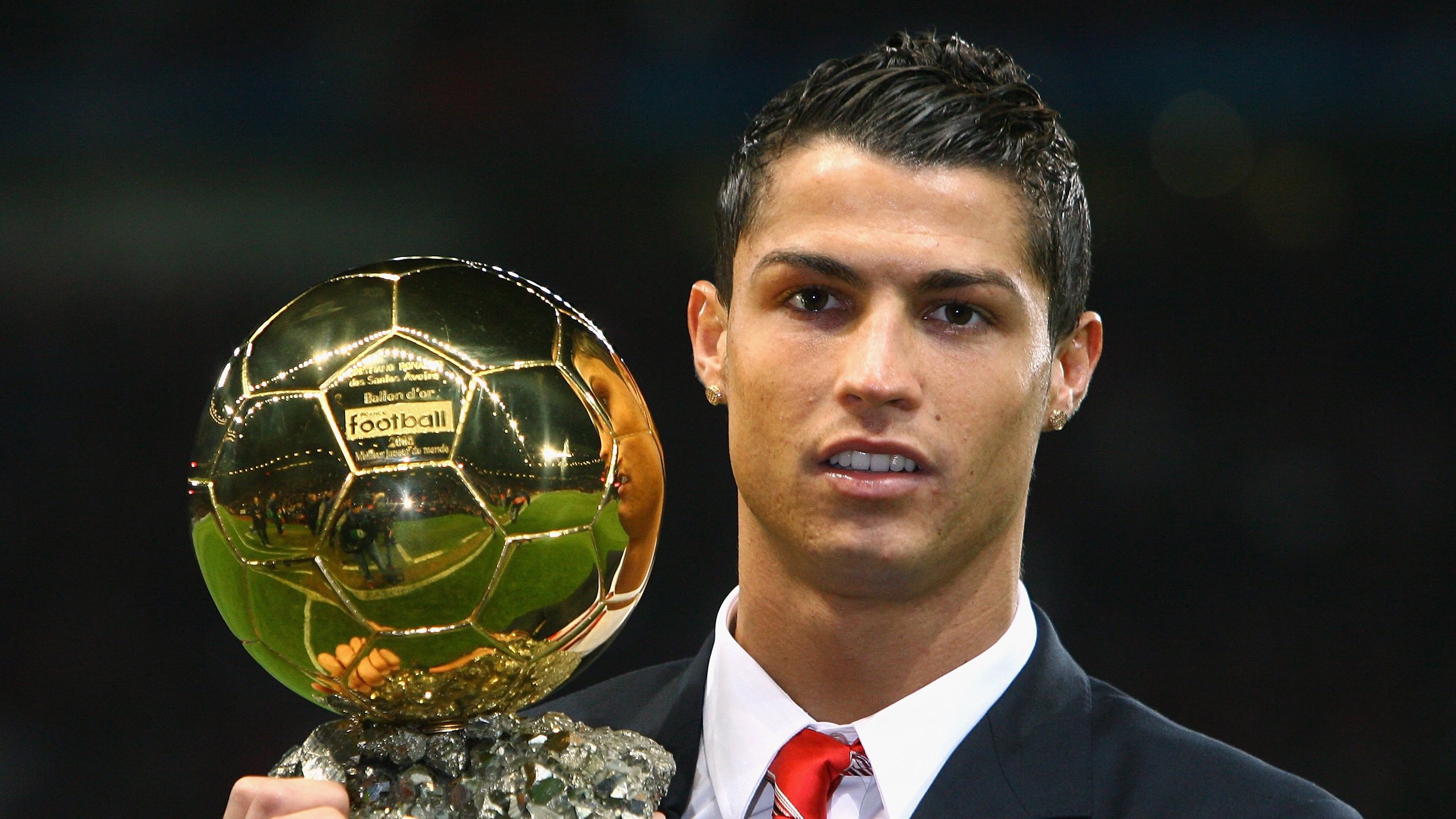 五大联赛边锋助攻方式是否已从传统传中转向内切直塞,五大联赛最好的边锋