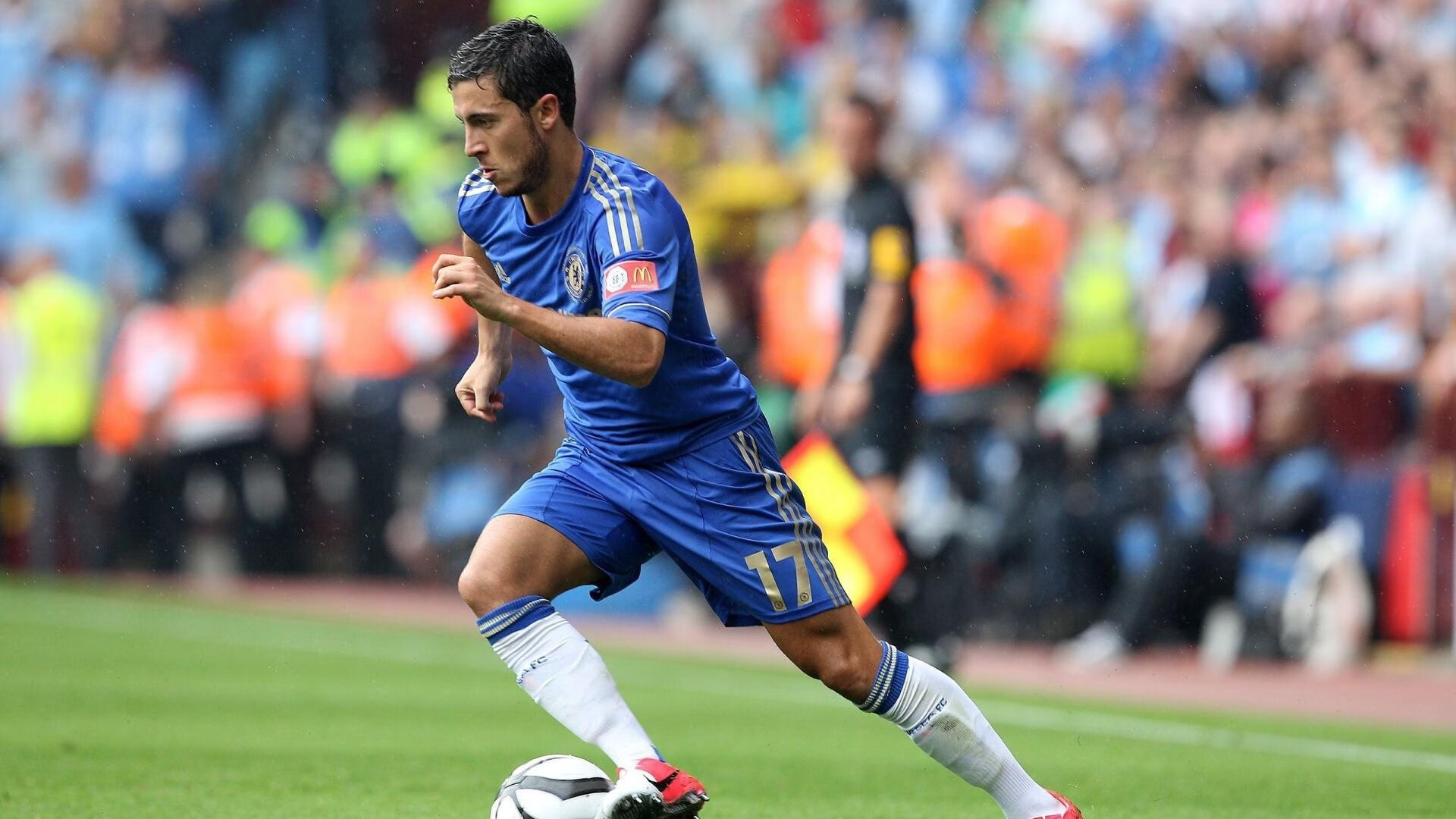 当前国家队由阿里·布齐安尼执教