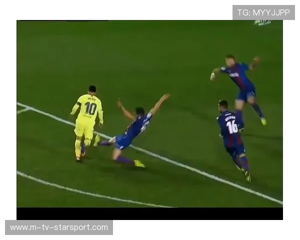 狼队追梅西式瞬时突破，展现足球场上的极速反击