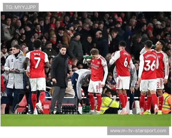 阿森纳防线隐忧：两大主力伤情与轮换挑战